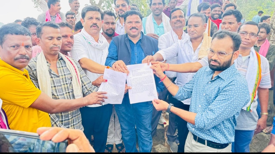 नक्सल मुक्त बस्तर में उद्योगपतियों को संरक्षण देने का काम कर रही है भाजपा सरकार- कांग्रेस 