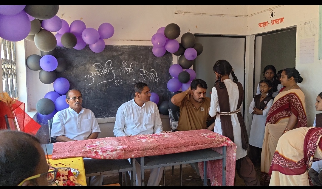 विद्या भारती के संगठन मंत्री डॉ. देव नारायण साहू का बीजापुर दौरा, शिशु मंदिरों के विस्तार पर मंथन ।