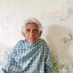 भिक्षा के सहारे से सम्मान की जिंदगी तक पहुंचीं 72 वर्षीय हेमला मल्ले, महतारी वंदन योजना बनी बुढ़ापे की लाठी ।