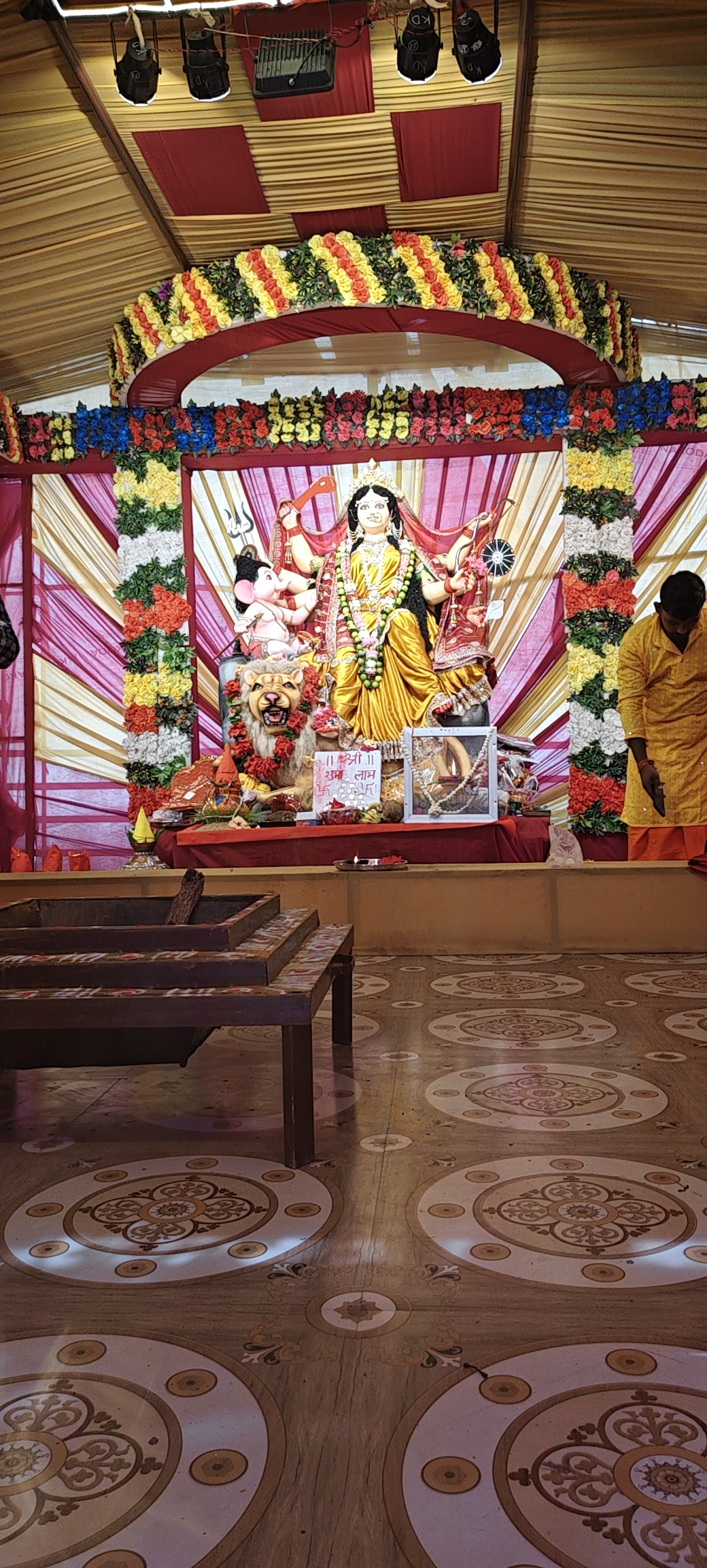 राउत पारा में 30 वर्षों से विराज रही मां दुर्गा, भक्ति और आस्था का उमड़ता है सैलाब