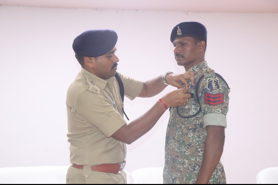 लेण्ड्रा-कोरचोली मुठभेड़ में उत्कृष्ट प्रदर्शन के लिए 60 जवानों को केन्द्रीय गृहमंत्री दक्षता पदक ।