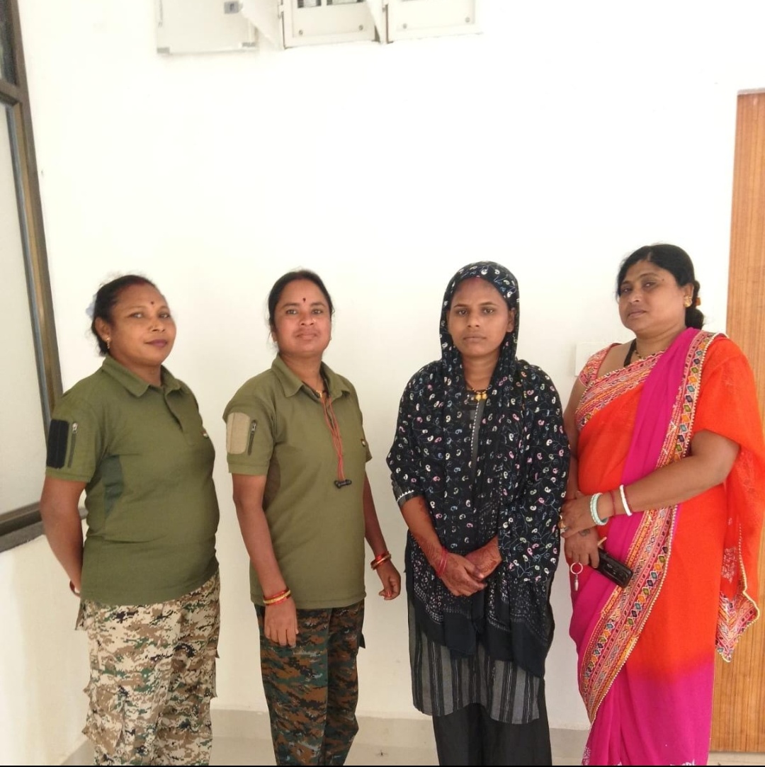 🔥पुलिस की तत्परता से गुमशुदा कलिका मरकाम को महाराष्ट्र के चंद्रपुर से बरामद कर परिजनों को सौंपा गया ।🔥